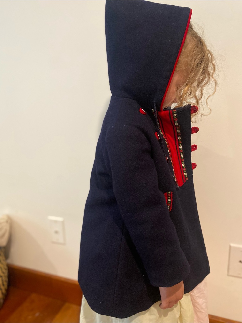 Wool winter coat - Picture 2 of 9